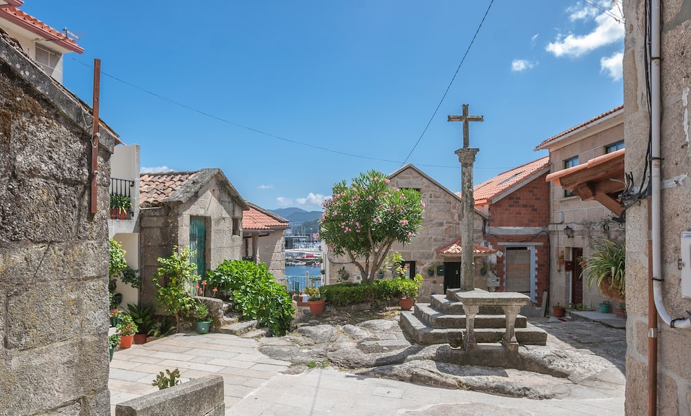 que ver en baiona pontevedra