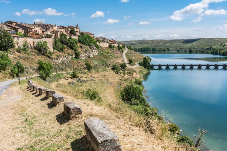 pueblos bonitos segovia