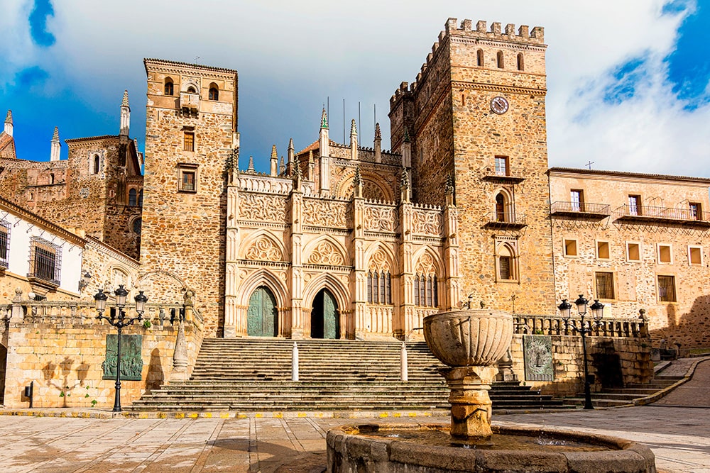 mapa de extremadura con pueblos