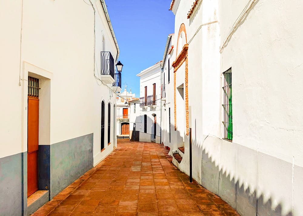 pueblos bonitos que ver en badajoz