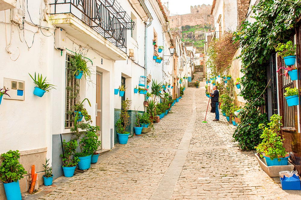 pueblos de badajoz bonitos extremadura