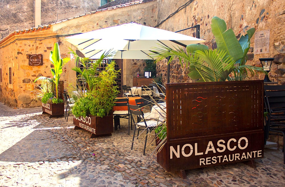 donde comer bien y barato en cáceres