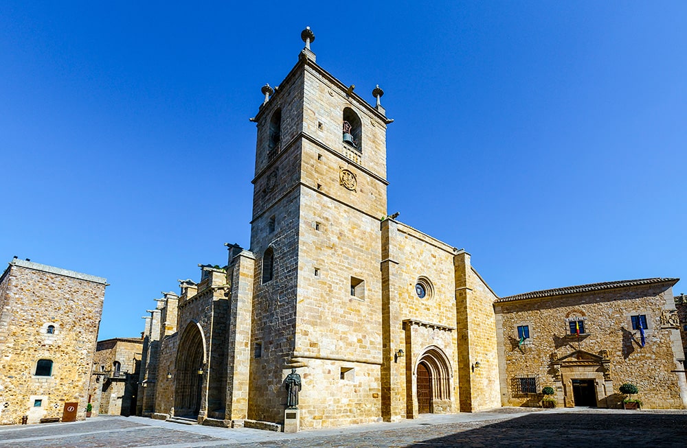 que ver en caceres provincia