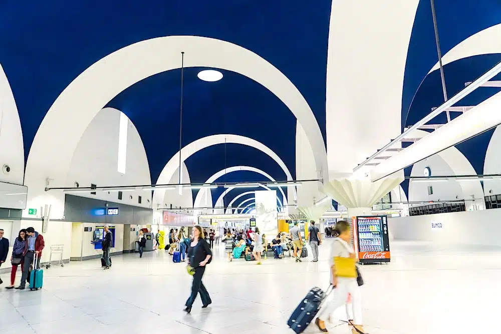 como ir del aeropuerto de sevilla al centro
