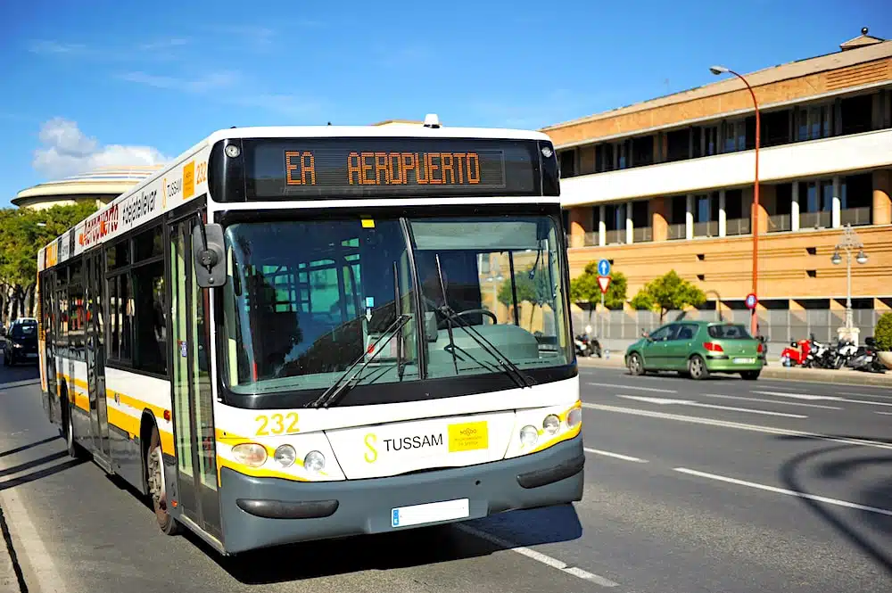 como llegar del aeropuerto de sevilla al centro