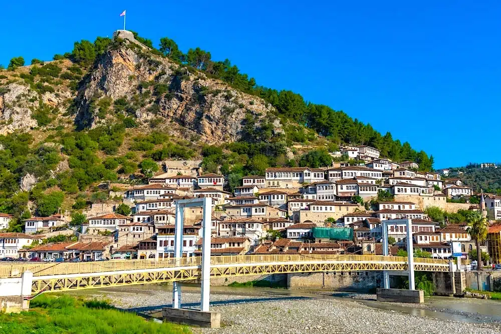 que hacer en albania