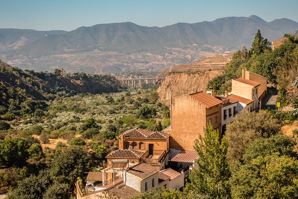pueblo bonito granada