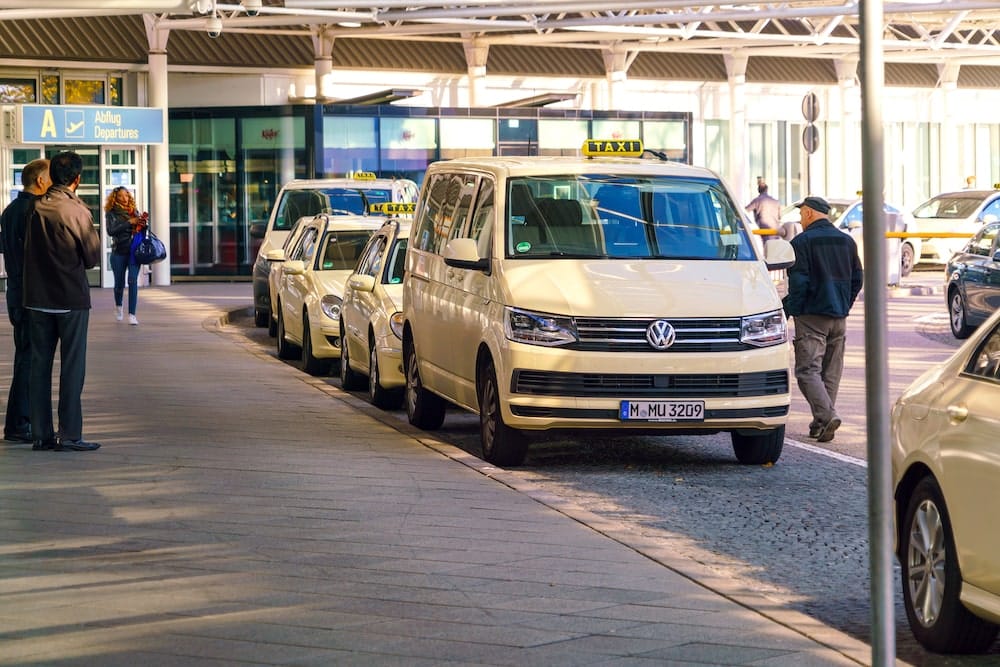 taxi como ir del aeropuerto de munich al centro